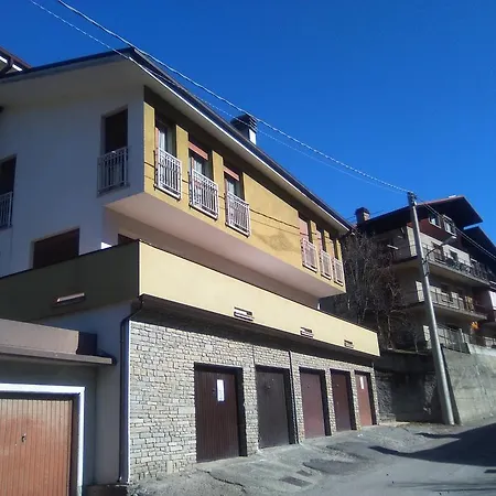 아파트 Lodge Apartment